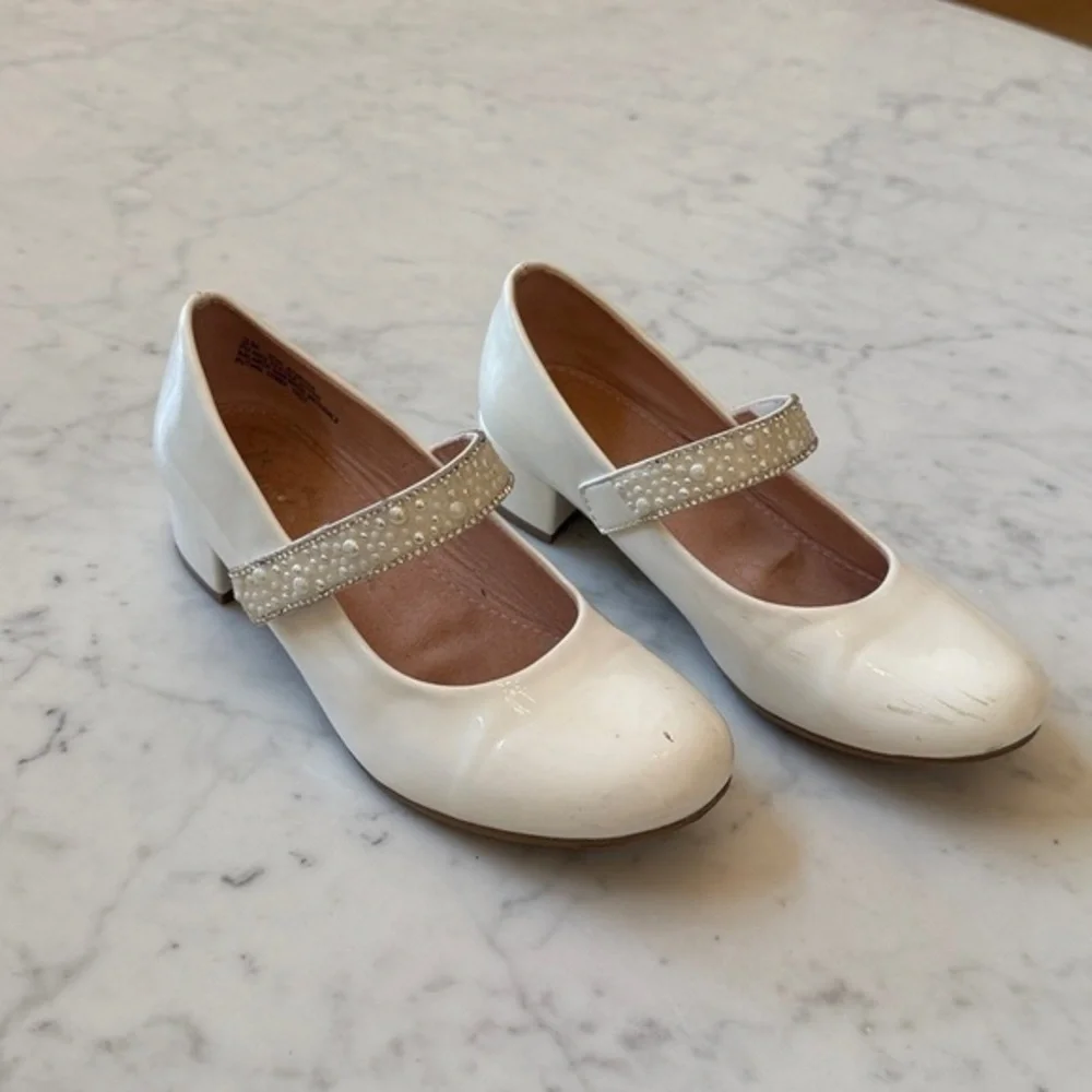 Kelly & Katie Girls White Patent Mary Jane Shoes Size 3